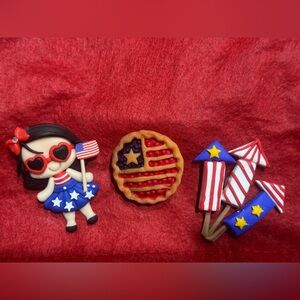 NWOT 3 piece magnet set!